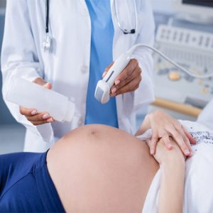 https://www.todomedic.com/wp-content/uploads/2022/08/pregnant-woman-receiving-ultrasound-scan-on-the-stomach-300x300.jpg